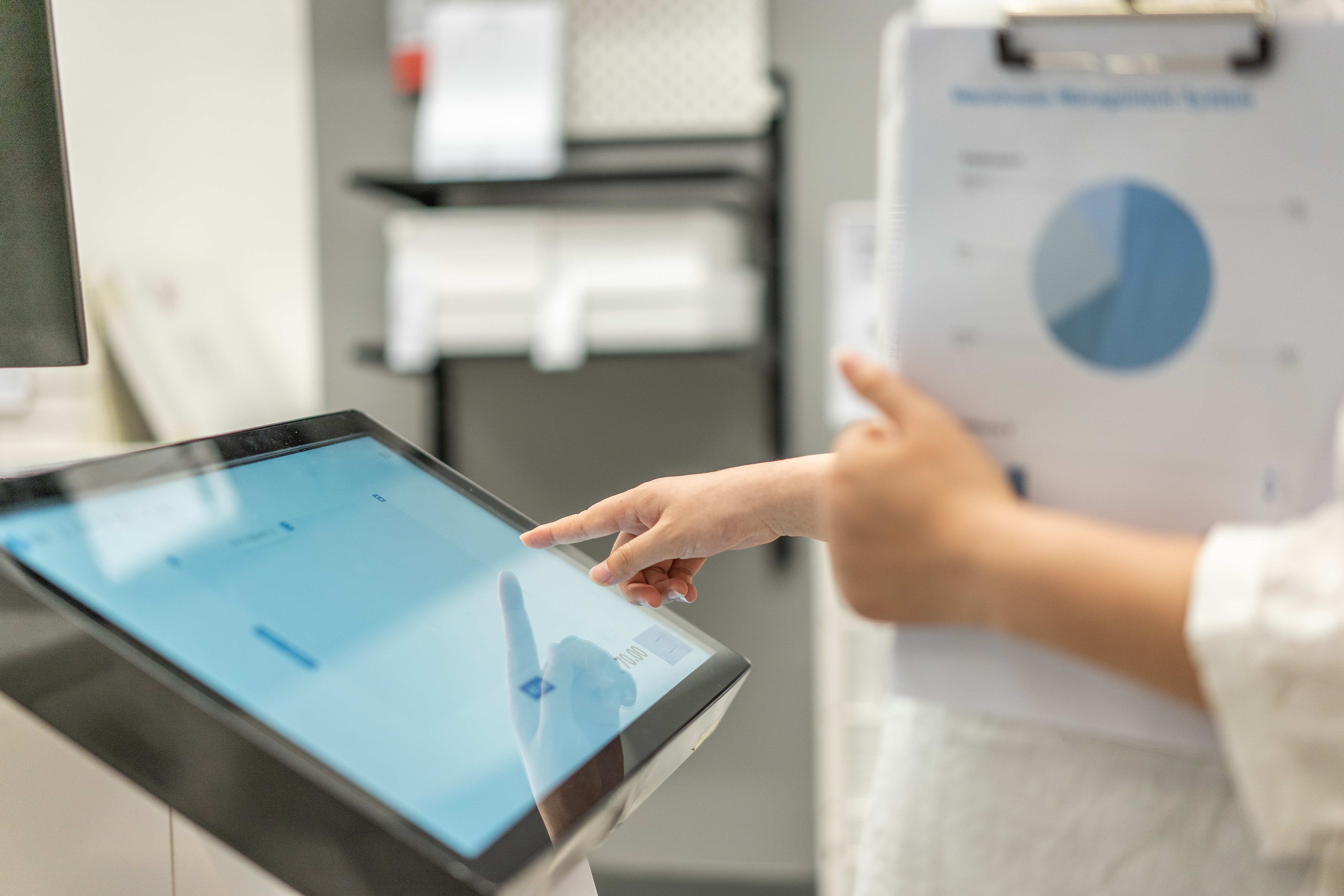 EMR versus RCM (Revenue Cycle Management) Vendors: What’s the Difference?